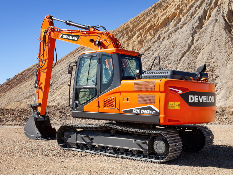 2024 Develon DX140LC